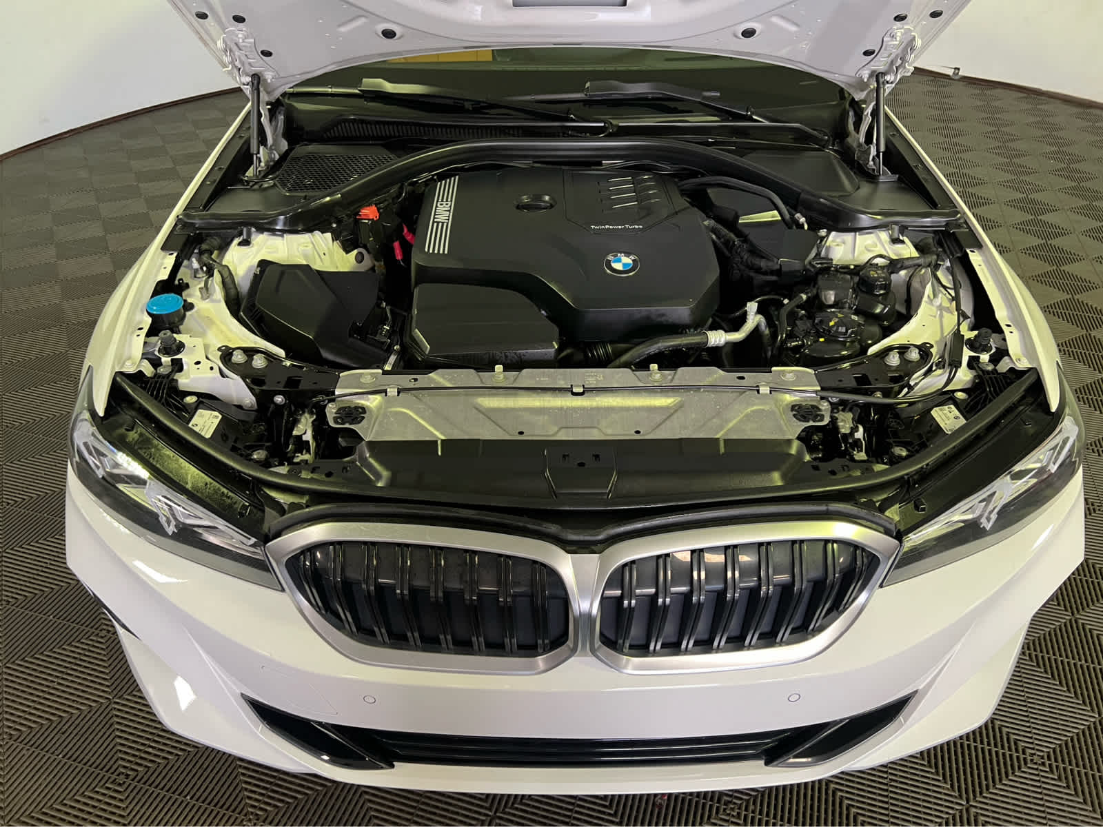 2023 BMW 330i xDrive 330i xDrive