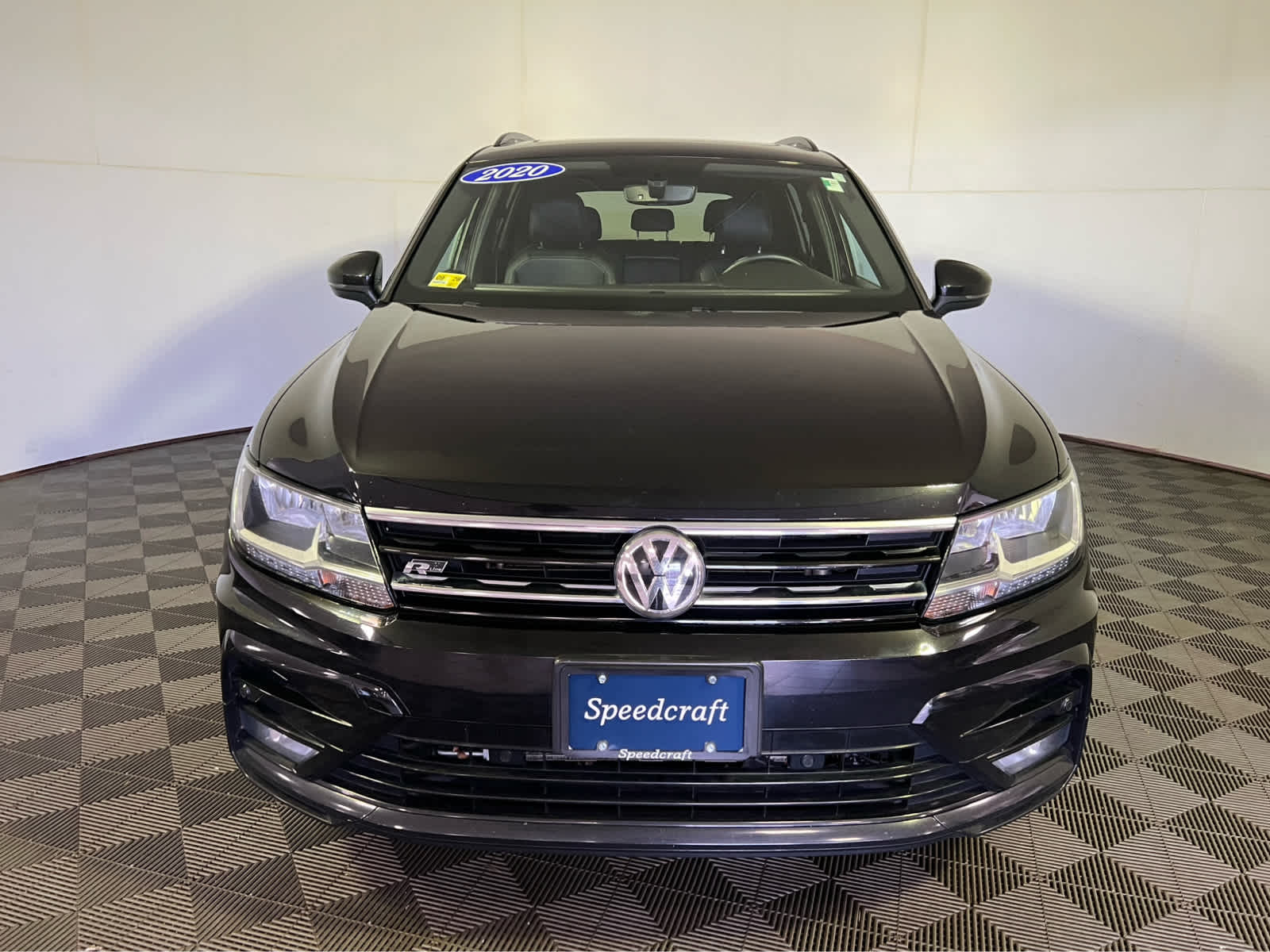 2020 Volkswagen Tiguan SE R-Line Black