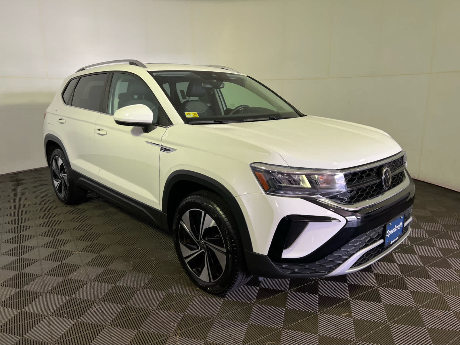 2023 Volkswagen Taos