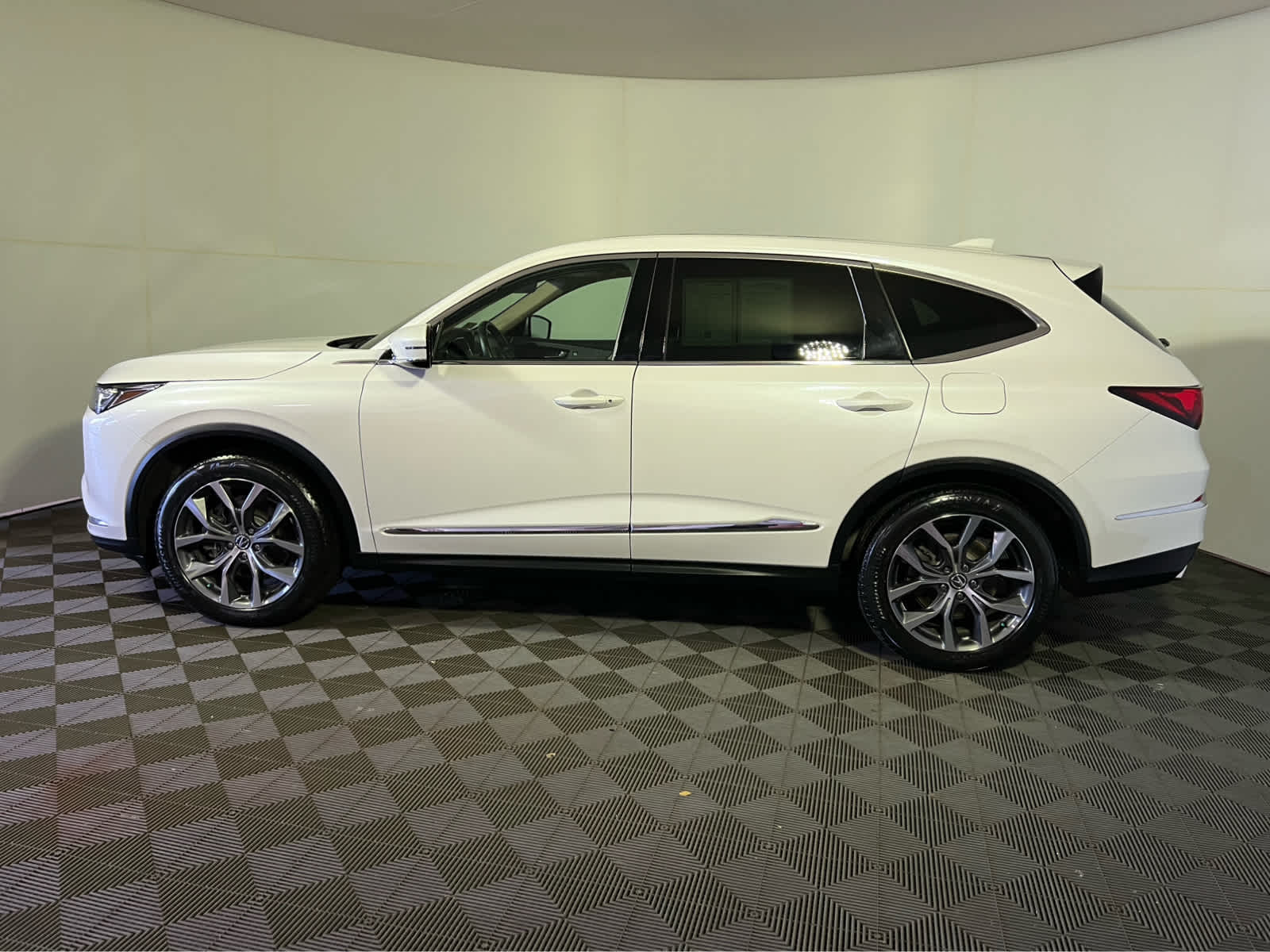 2023 Acura MDX SH-AWD TECH