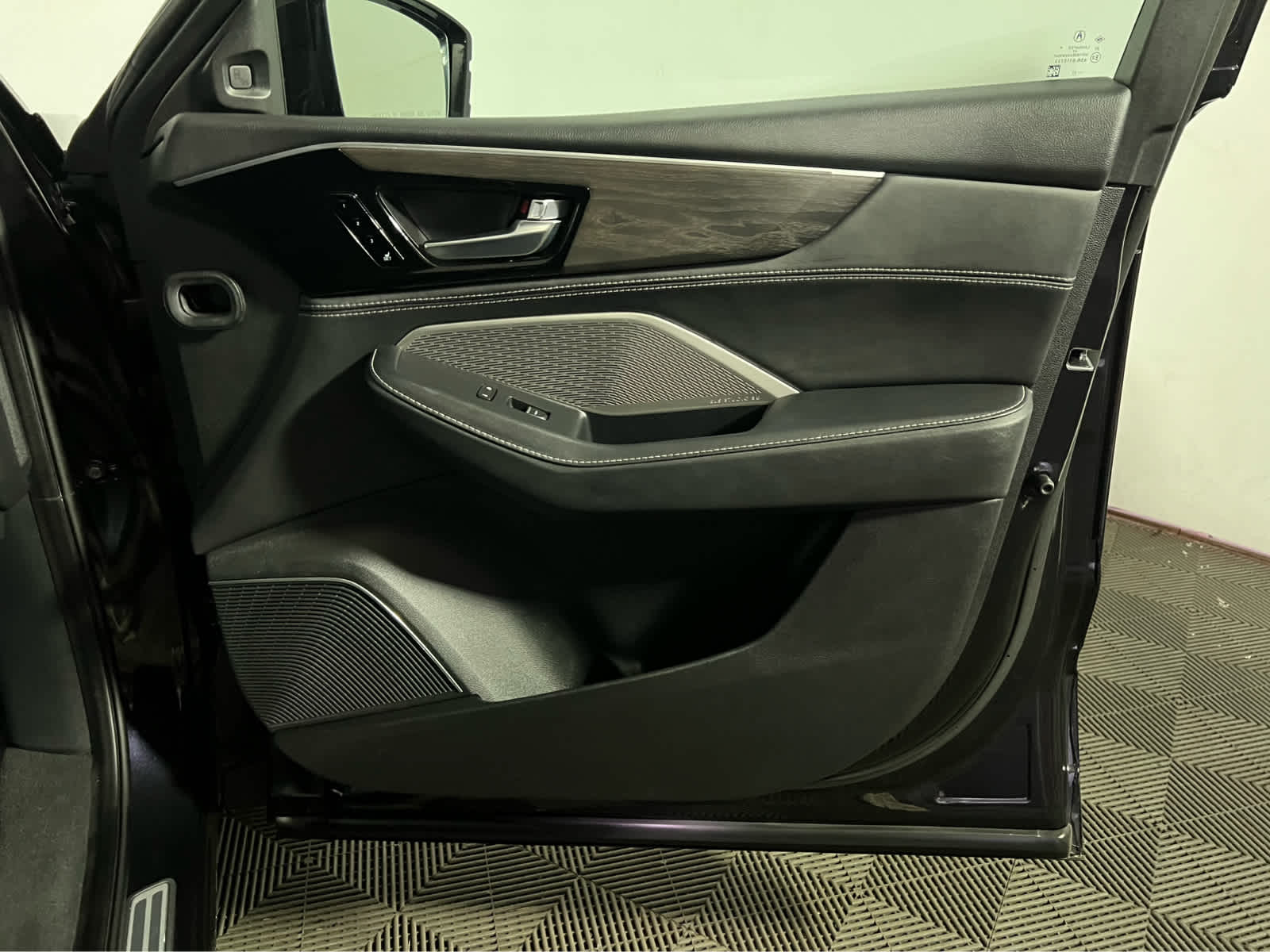 2023 Acura MDX SH-AWD ADVANCE