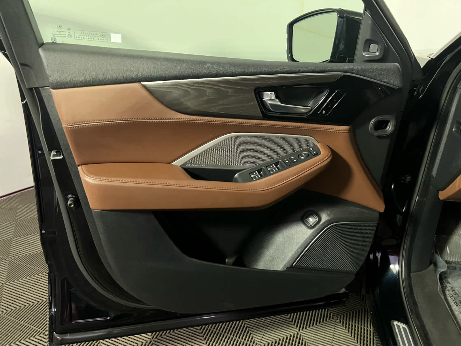 2023 Acura MDX SH-AWD ADVANCE