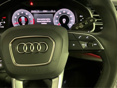 2023 Audi Q8 Premium Plus