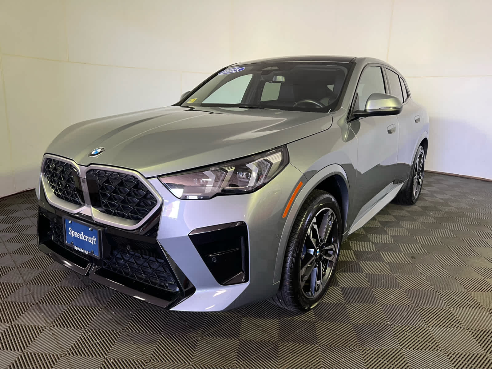 2025 BMW X2 xDrive28i xDrive28i