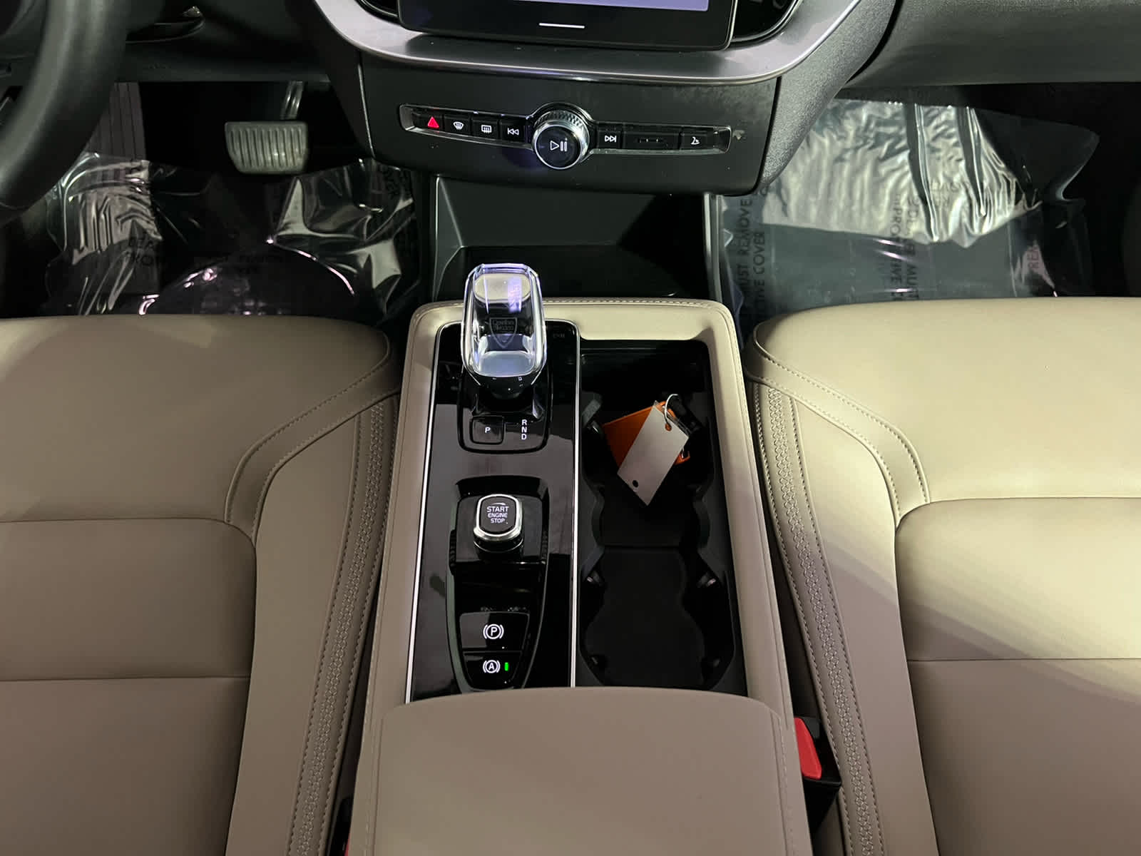 2025 Volvo XC90 Plus