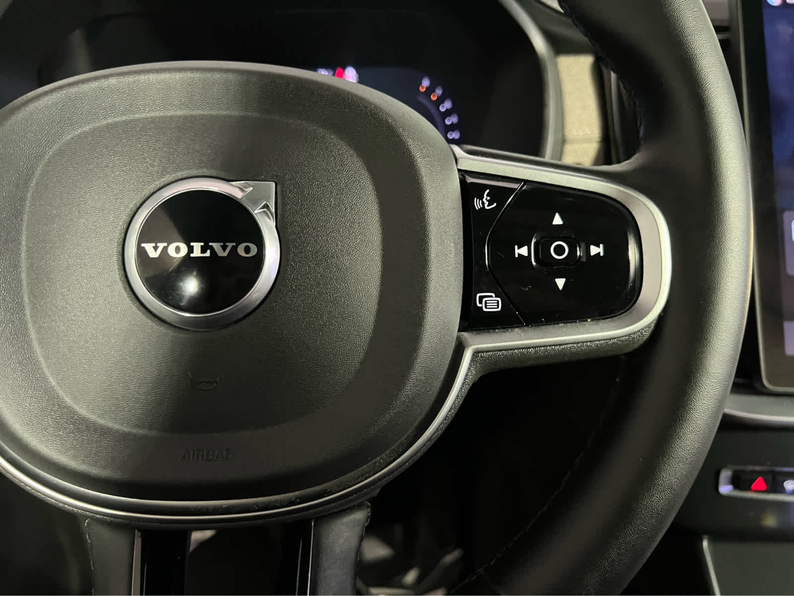 2025 Volvo XC90 Plus