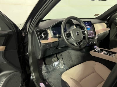 2025 Volvo XC90 Plus