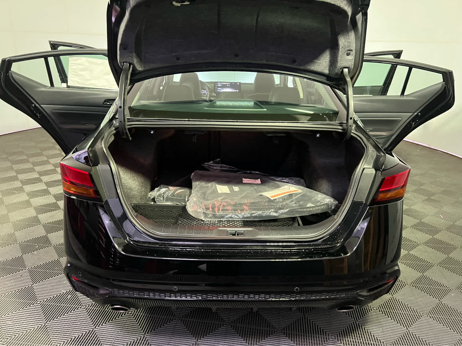 2026 Nissan Altima SR Midnight Edition®