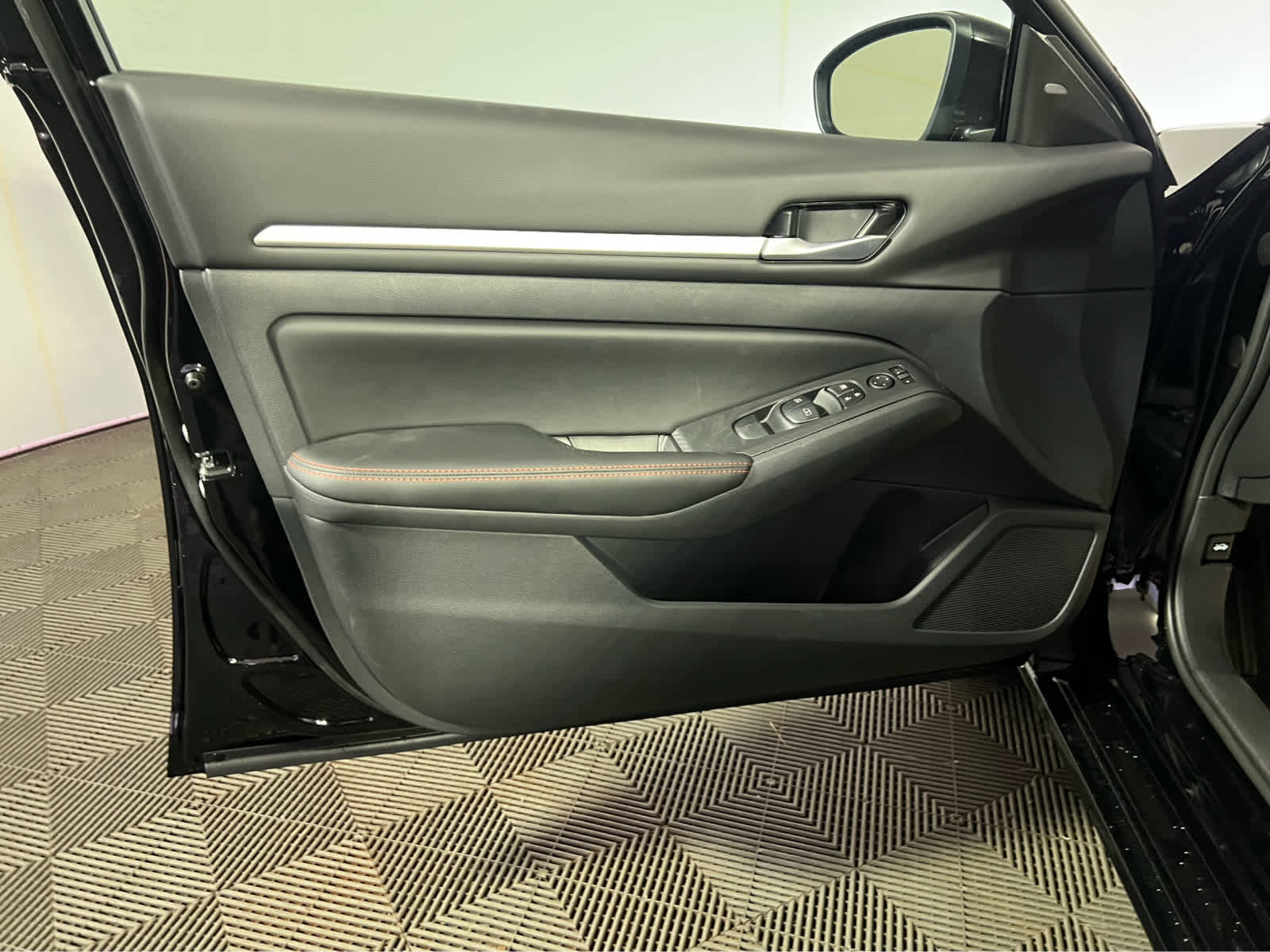 2026 Nissan Altima SR Midnight Edition®