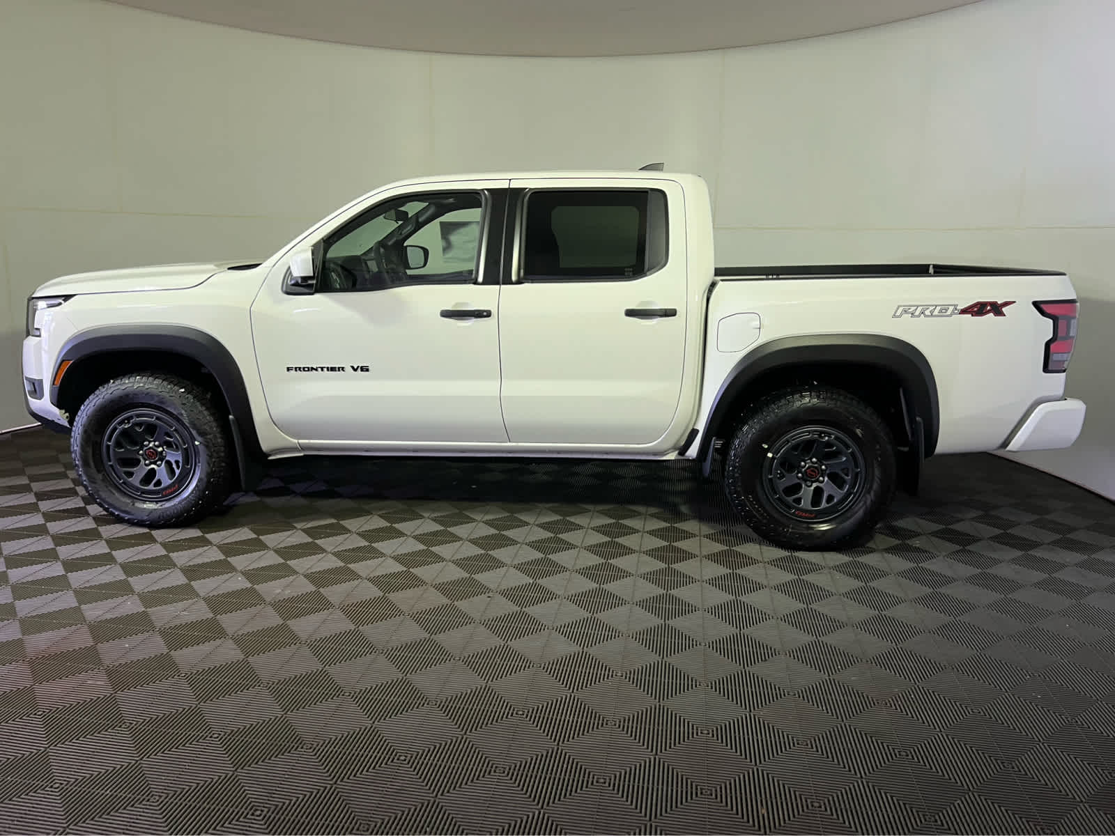 2027 Nissan Frontier Crew Cab PRO-4X®