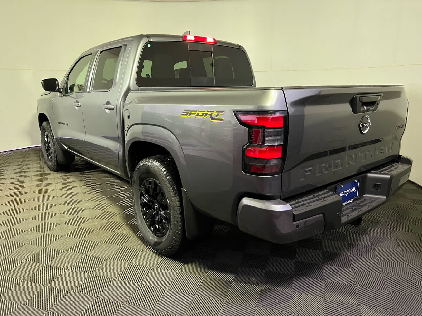 2027 Nissan Frontier Crew Cab SV