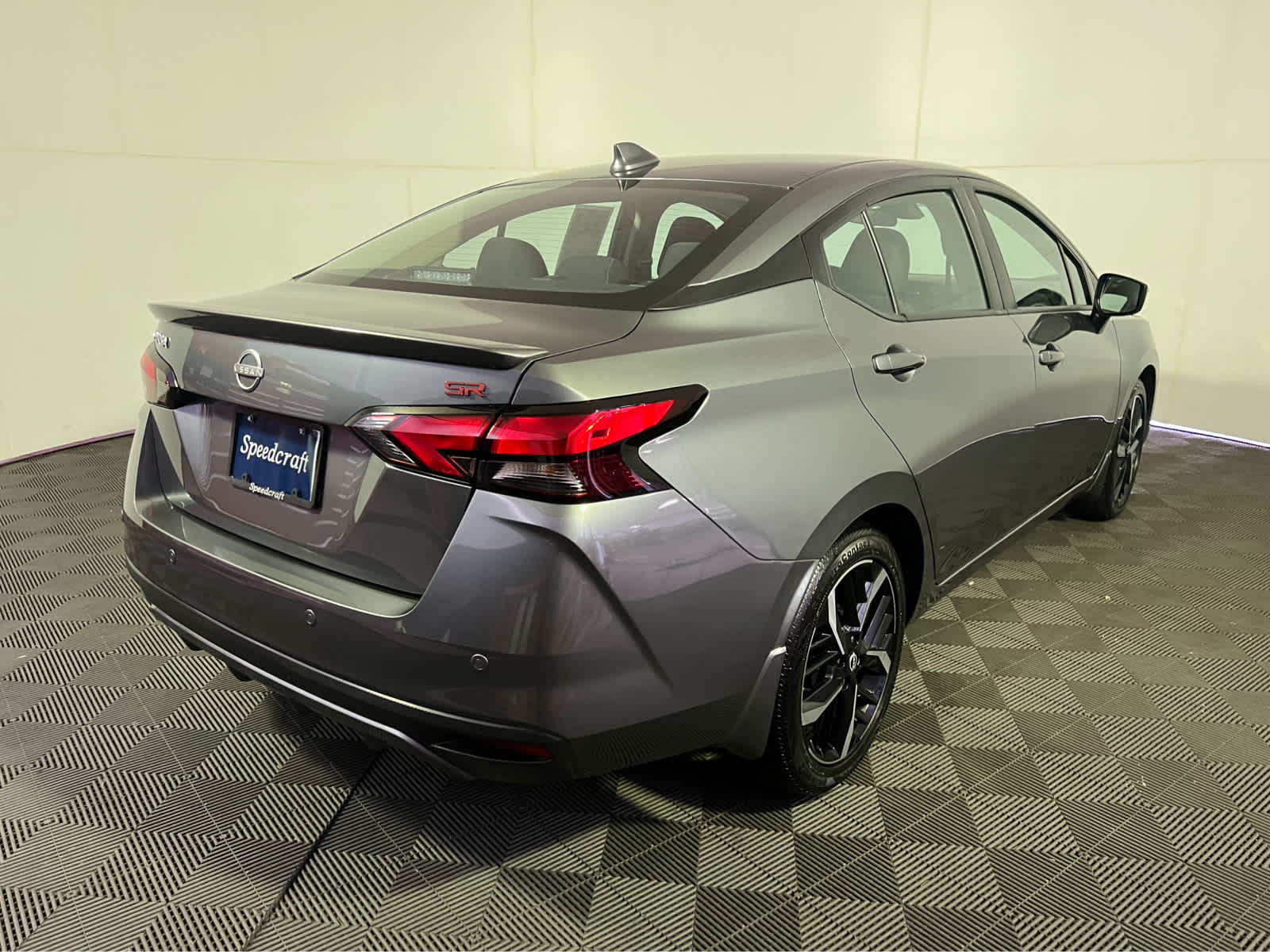 2025 Nissan Versa SR