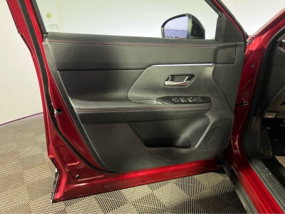 2027 Nissan Kicks SR