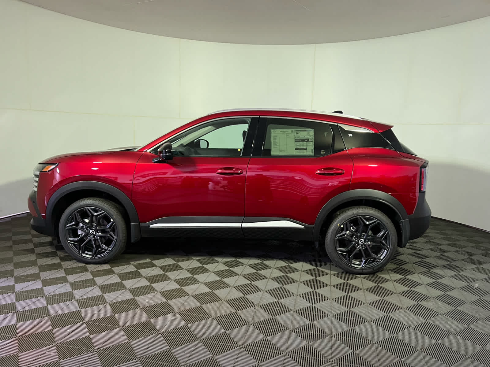 2027 Nissan Kicks SR