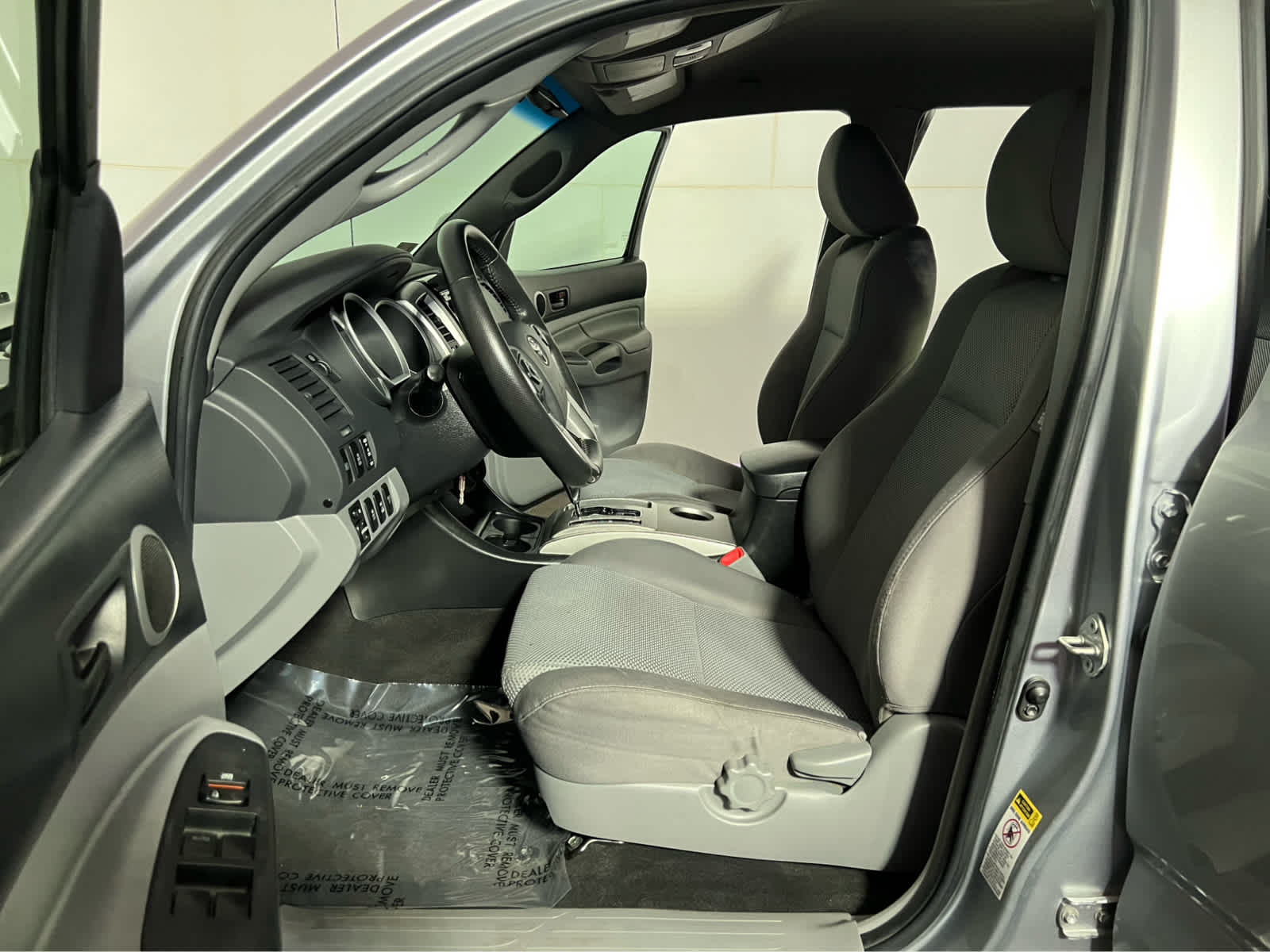 2015 Toyota Tacoma 4WD Double Cab V6 AT (Natl)