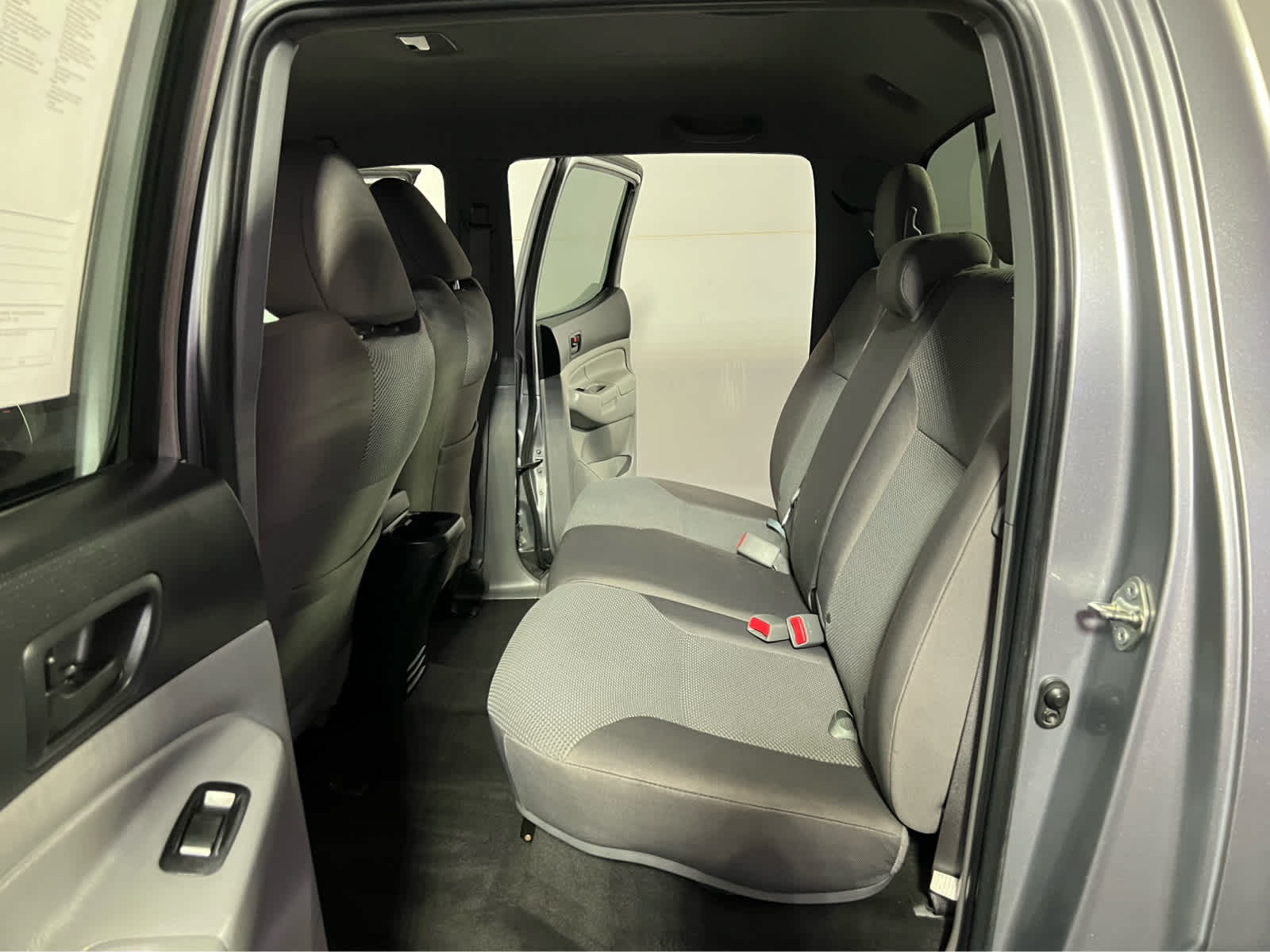 2015 Toyota Tacoma 4WD Double Cab V6 AT (Natl)