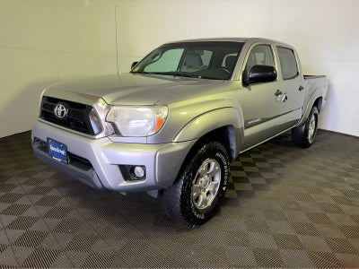 2015 Toyota Tacoma 4WD Double Cab V6 AT (Natl)