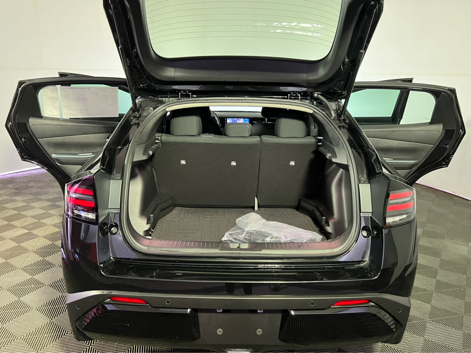 2026 Nissan LEAF S+