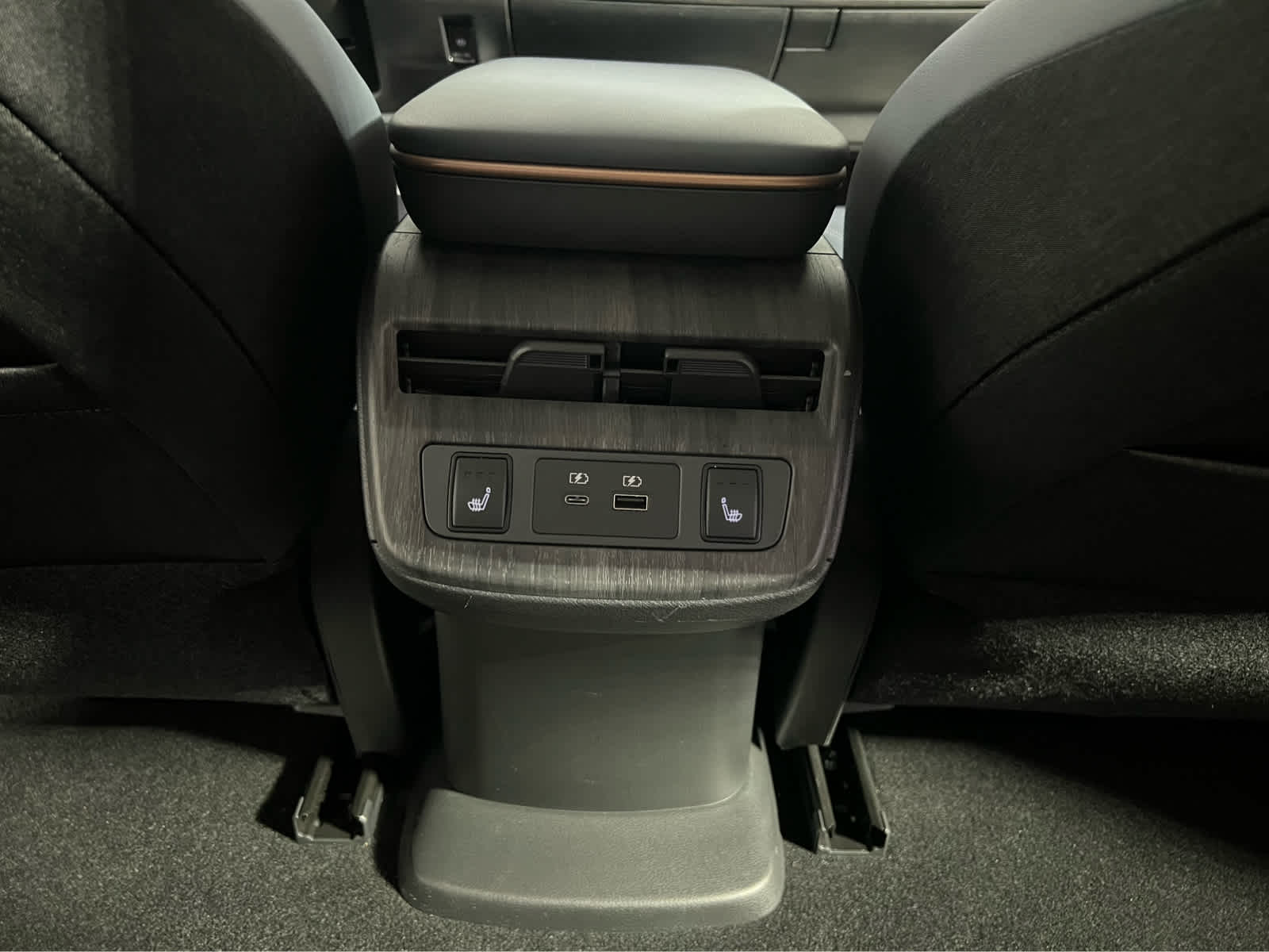 2023 Nissan ARIYA PLATINUM+