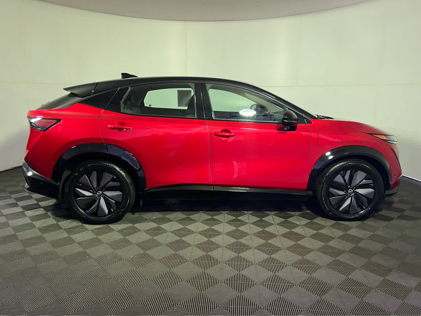 2023 Nissan ARIYA PLATINUM+