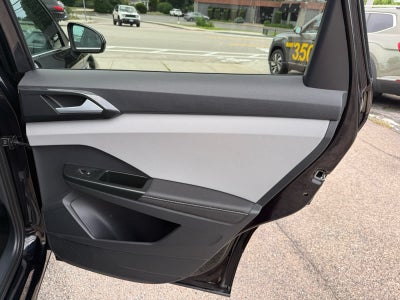 2024 Volkswagen Taos SEL