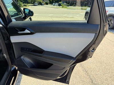 2023 Volkswagen Taos SEL