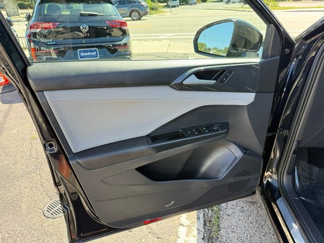 2023 Volkswagen Taos SEL