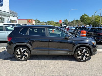 2023 Volkswagen Taos SEL