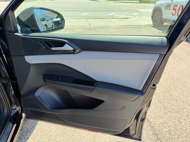 2023 Volkswagen Taos SEL