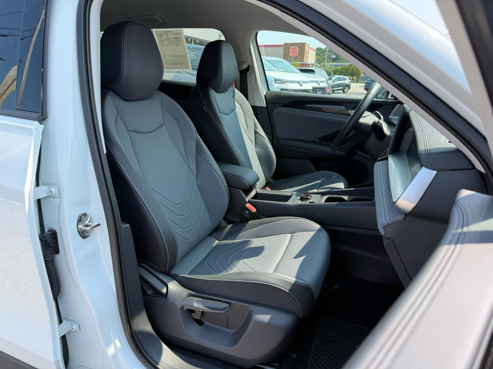 2026 Volkswagen Tiguan SE