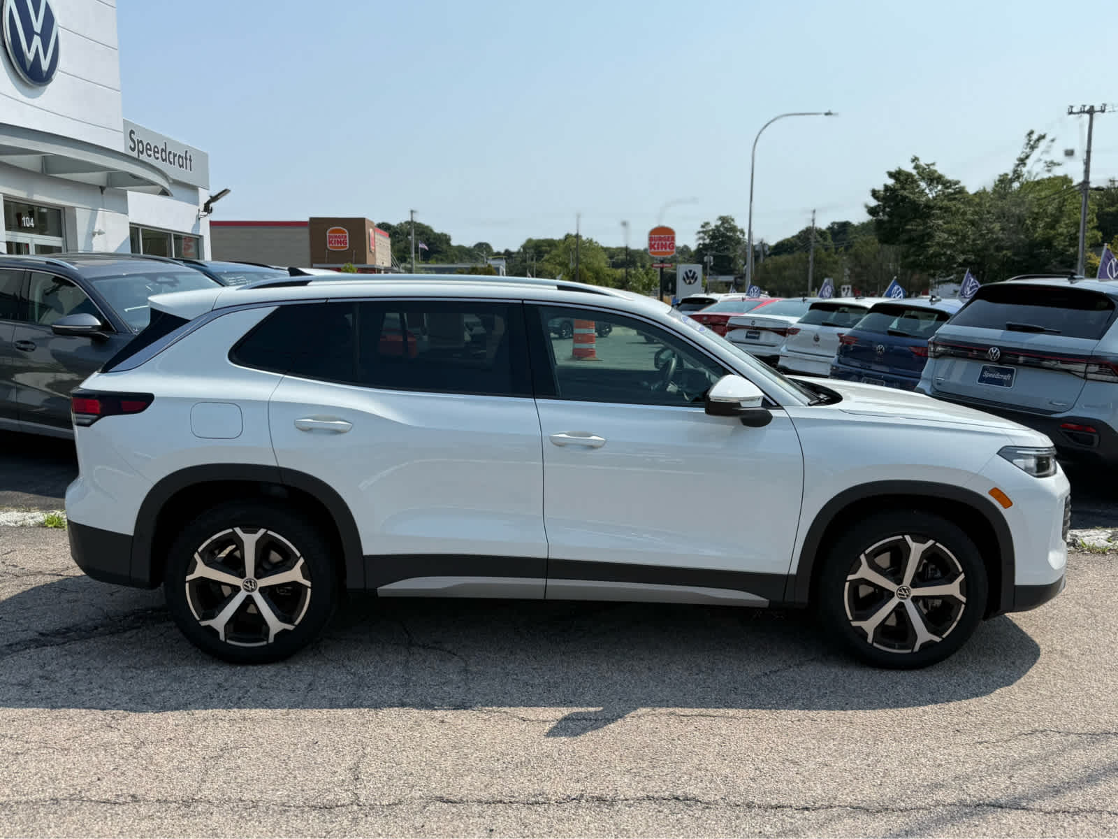 2026 Volkswagen Tiguan SE