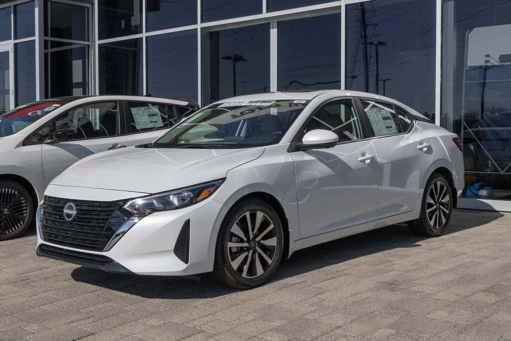 Nissan Sentra vs Toyota Corolla